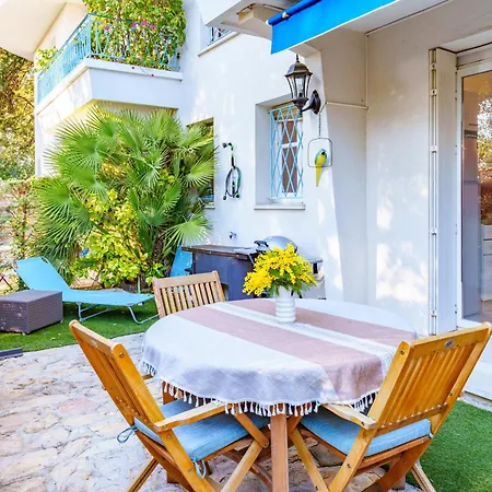 Isola Bella Centre Apartment Cannes